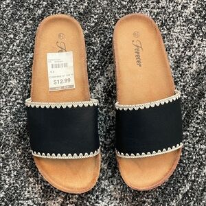 Forever Black and Tan Slide Sandals Size 6.5 NWT